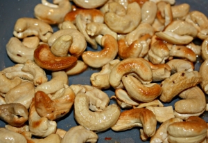 toasted-cashews